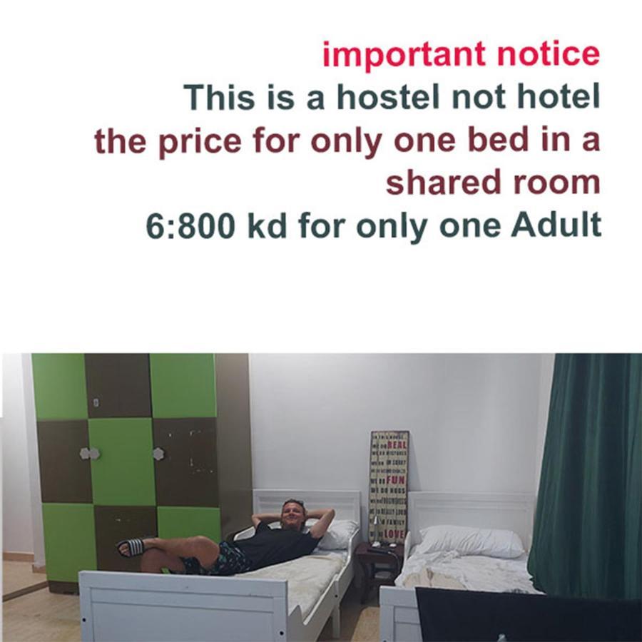 Hostel The Venue Aladdin Kuwait City Eksteriør billede